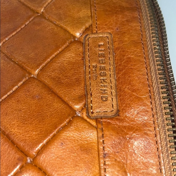 Liebeskind leather small clutch or make up bag OS preowned - Picture 11 of 11